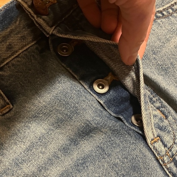 Madewell Relaxed Denim Cutoff Shorts - Picture 7 of 11